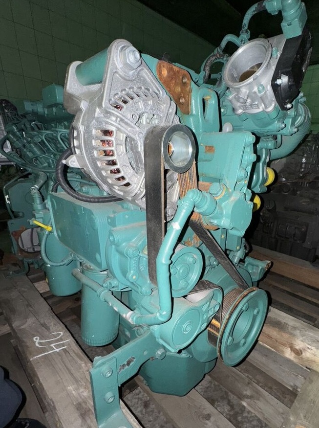 Volvo-ABG D6J Volvo D6J - محرك - حفارة: صورة 4 Volvo-ABG D6J Volvo D6J - محرك - حفارة: صورة 4