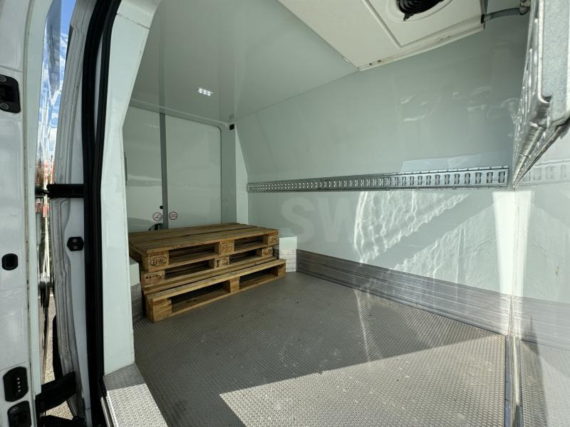 Renault Master - شاحنة مُبرّدة للتوصيل: صورة 5 Renault Master - شاحنة مُبرّدة للتوصيل: صورة 5
