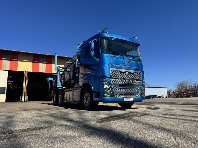 Volvo FH16 - شاحنة, شاحنة كرين: صورة 1 Volvo FH16 - شاحنة, شاحنة كرين: صورة 1