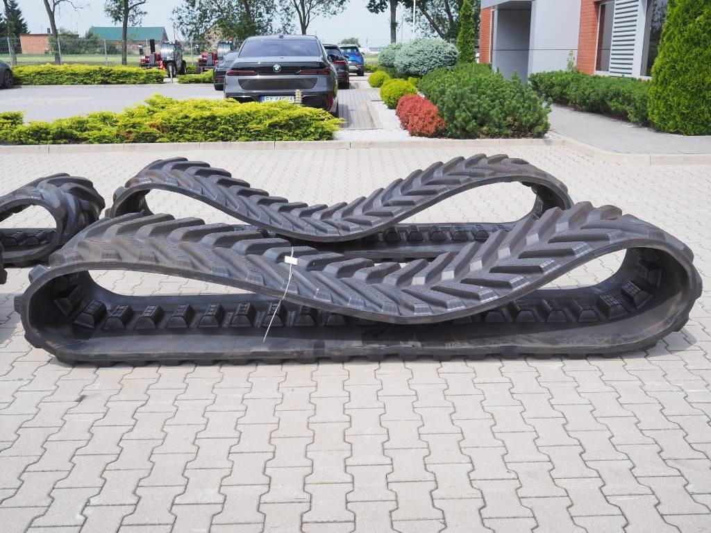 Case IH Quadrtac, Rubber belt / track, 762 mm, 30"  - مسارات - الآلات الزراعية: صورة 3 Case IH Quadrtac, Rubber belt / track, 762 mm, 30"  - مسارات - الآلات الزراعية: صورة 3