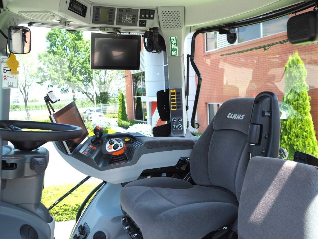 Claas Axion 920 CMATIC, GPS, CEMIS 1200, PTO - جرار: صورة 5 Claas Axion 920 CMATIC, GPS, CEMIS 1200, PTO - جرار: صورة 5