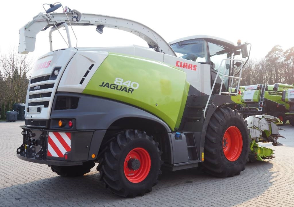 Claas Jaguar 840 4WD + Orbis 450 - حصادة الأعلاف: صورة 3 Claas Jaguar 840 4WD + Orbis 450 - حصادة الأعلاف: صورة 3