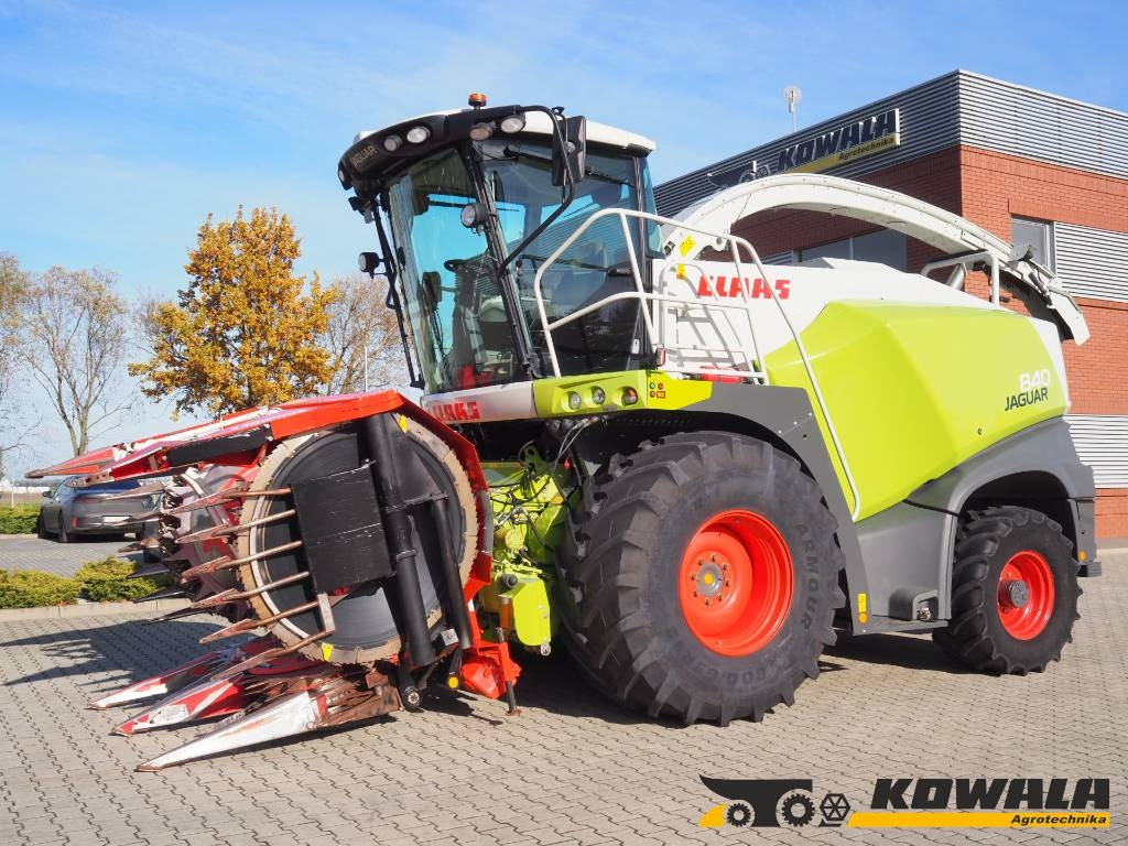 Claas Jaguar 840 4x4 + Kemper 445 - حصادة الأعلاف: صورة 1 Claas Jaguar 840 4x4 + Kemper 445 - حصادة الأعلاف: صورة 1