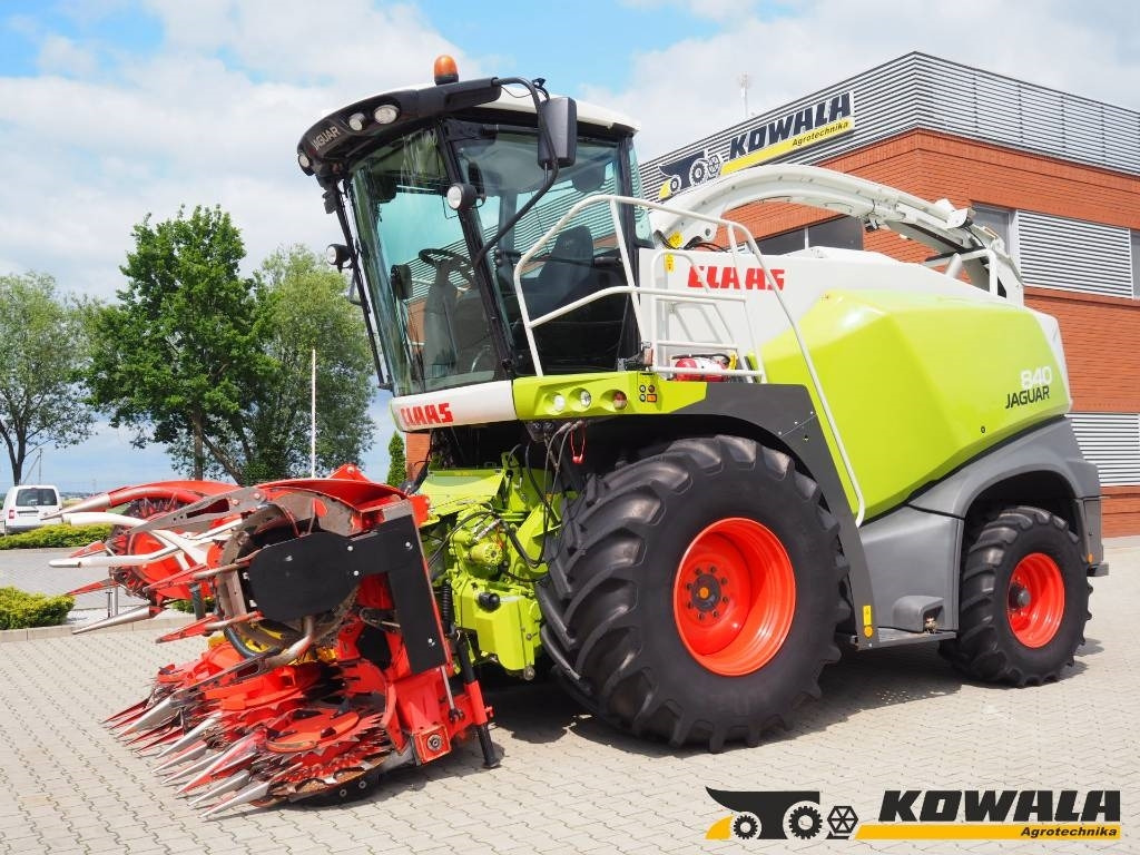 Claas Jaguar 840 + Kemper 345 Plus - حصادة الأعلاف: صورة 1 Claas Jaguar 840 + Kemper 345 Plus - حصادة الأعلاف: صورة 1