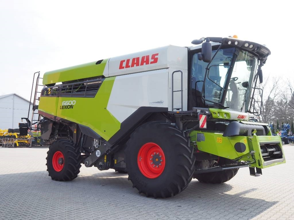 Claas Lexion 6600 GPS + V770 - حصادة موحَّدة: صورة 4 Claas Lexion 6600 GPS + V770 - حصادة موحَّدة: صورة 4