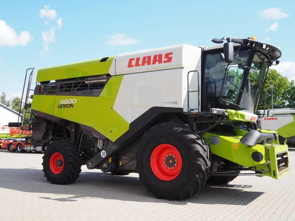 Claas Lexion 6600 + V680 - حصادة موحَّدة: صورة 4 Claas Lexion 6600 + V680 - حصادة موحَّدة: صورة 4