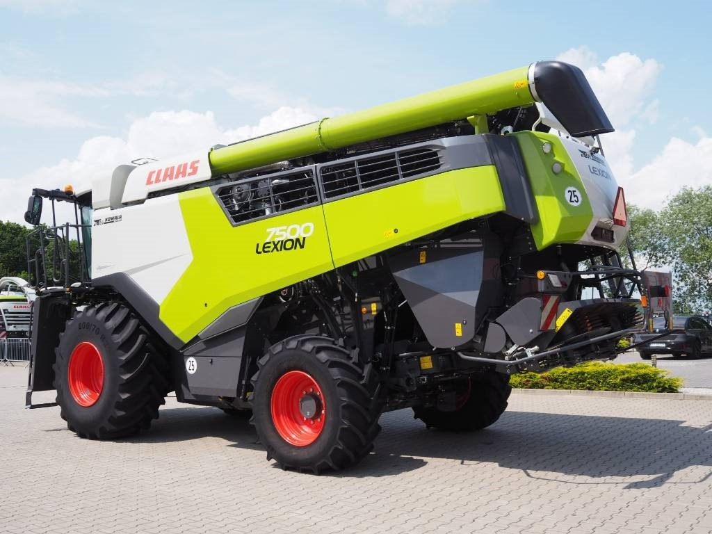 Claas Lexion 7500 + V930 - حصادة موحَّدة: صورة 2 Claas Lexion 7500 + V930 - حصادة موحَّدة: صورة 2