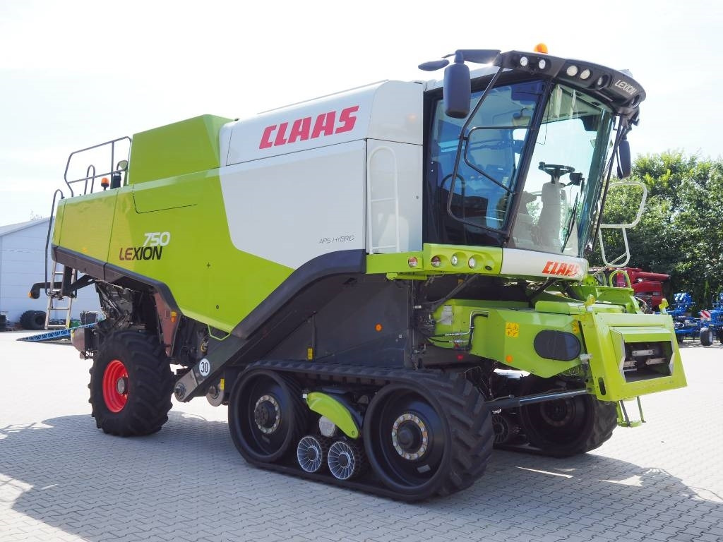 Claas Lexion 750TT + V900 - حصادة موحَّدة: صورة 4 Claas Lexion 750TT + V900 - حصادة موحَّدة: صورة 4