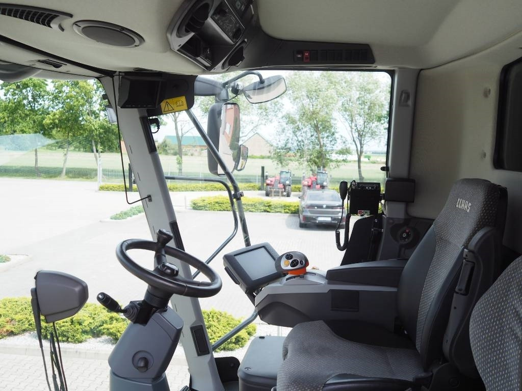 Claas Lexion 760TT + V930 - حصادة موحَّدة: صورة 5 Claas Lexion 760TT + V930 - حصادة موحَّدة: صورة 5