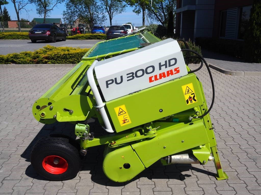 Claas PICK UP 300 HD - حصادة الأعلاف: صورة 2 Claas PICK UP 300 HD - حصادة الأعلاف: صورة 2