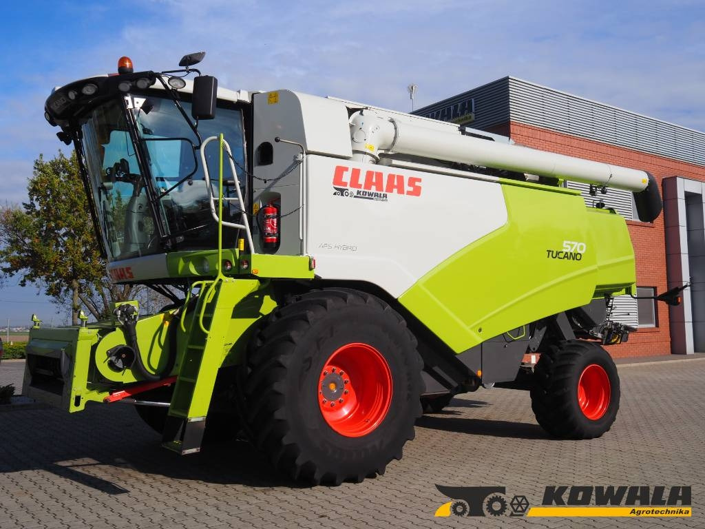 Claas Tucano 570 GPS + V770  - حصادة موحَّدة: صورة 1 Claas Tucano 570 GPS + V770  - حصادة موحَّدة: صورة 1
