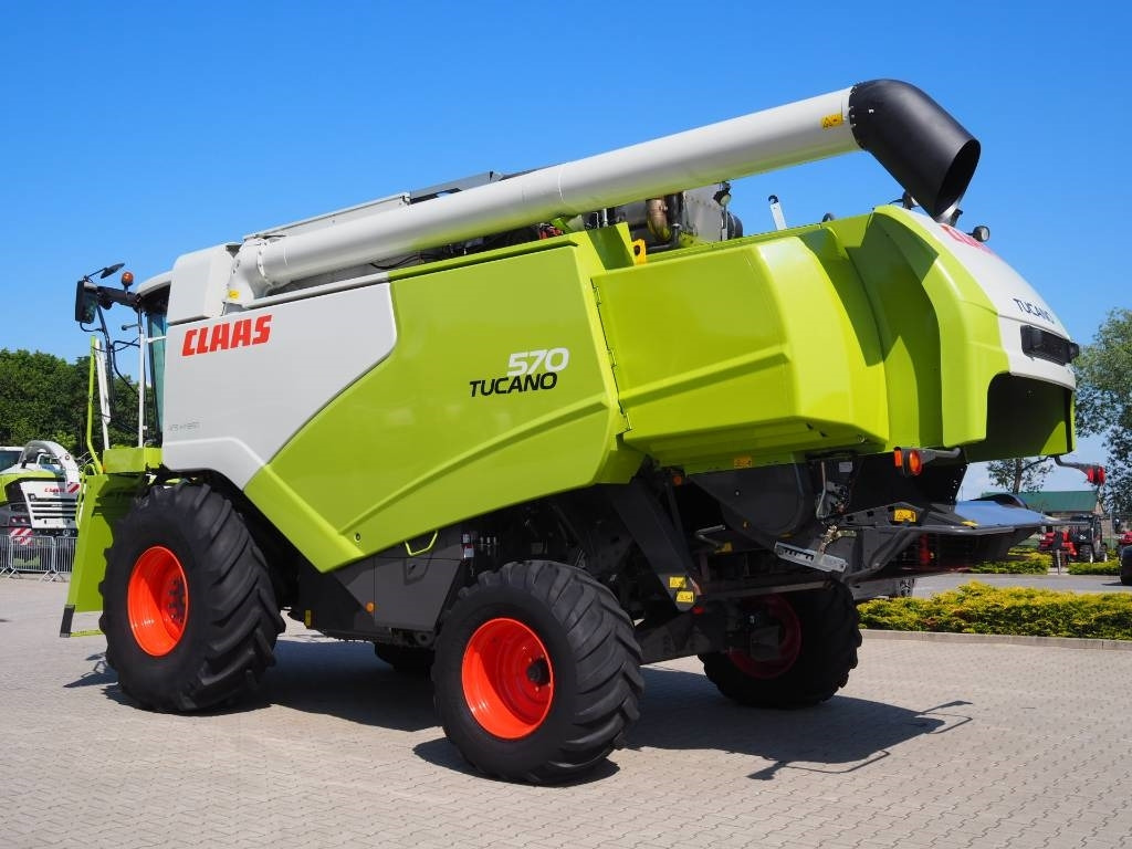 Claas Tucano 570 + V770 - حصادة موحَّدة: صورة 2 Claas Tucano 570 + V770 - حصادة موحَّدة: صورة 2
