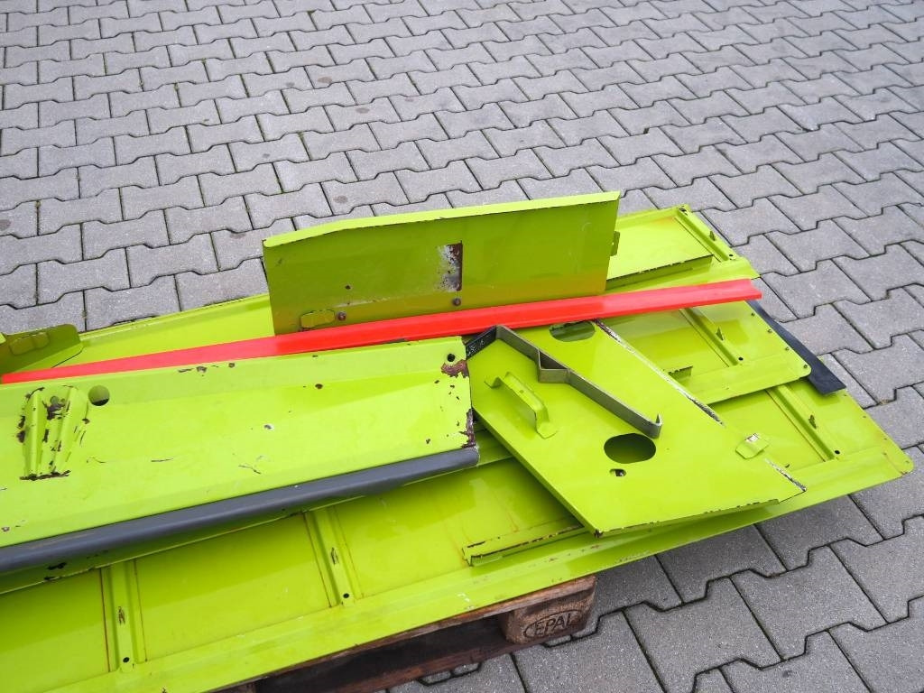 Claas Vario 660 - rapeseed kit - مرفق الحصادة: صورة 3 Claas Vario 660 - rapeseed kit - مرفق الحصادة: صورة 3