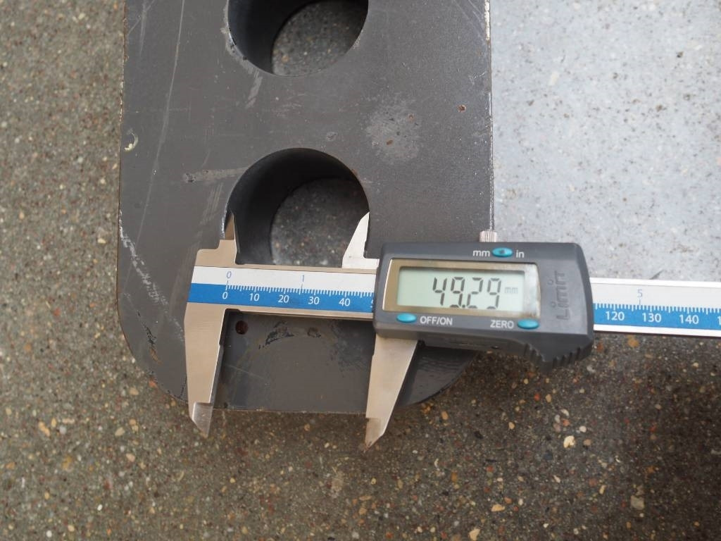 جديدة هيكل السيارة الخارجية - الآلات الزراعية Claas Xerion - bumper hitch K80: صورة 7