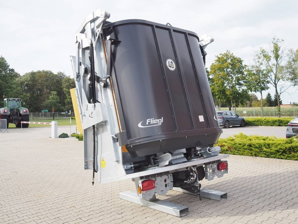 Fliegl S-2/ASW Profi - آلة رش السماد الطبيعي: صورة 3 Fliegl S-2/ASW Profi - آلة رش السماد الطبيعي: صورة 3