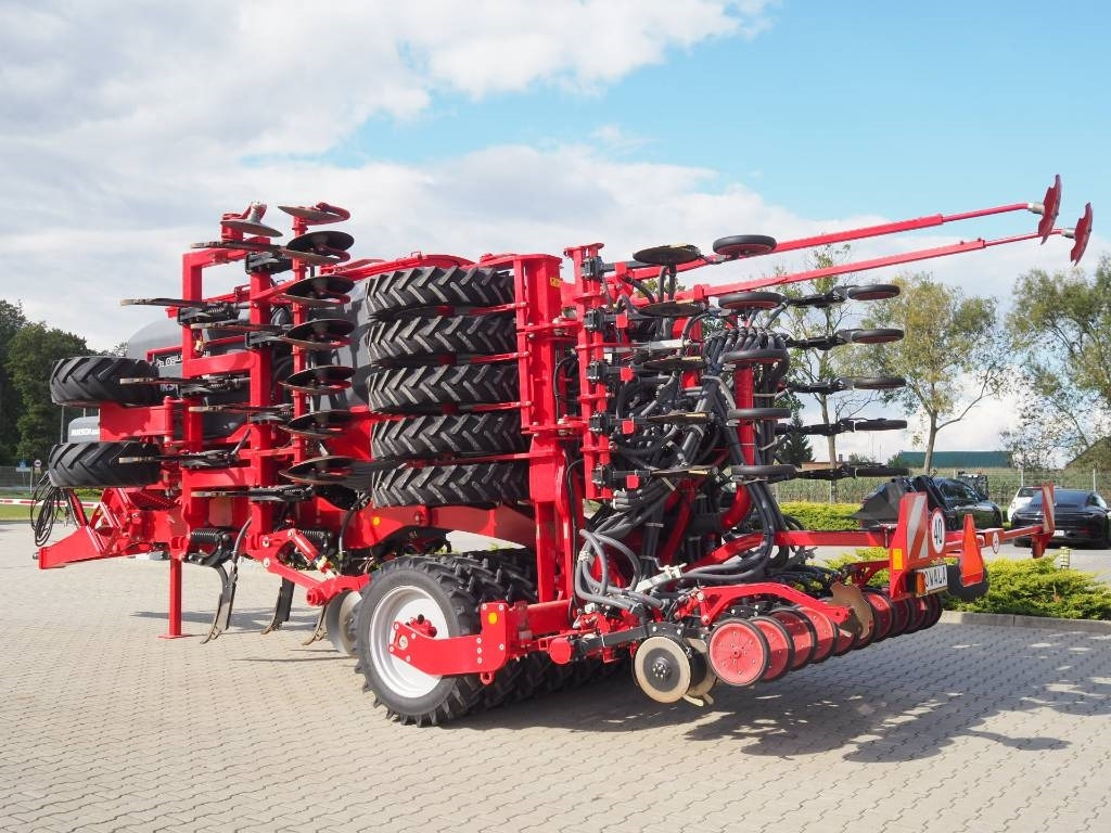 Horsch Focus 6 TD - آلة البذار متعددة الوظائف: صورة 2 Horsch Focus 6 TD - آلة البذار متعددة الوظائف: صورة 2