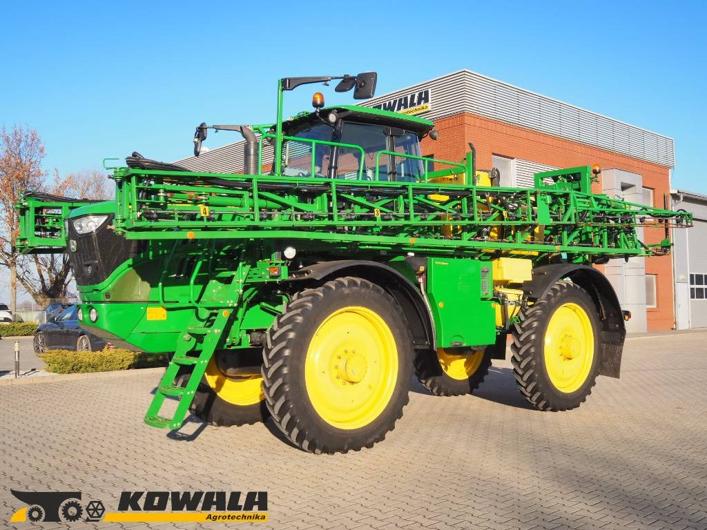 John Deere R4040i - بخاخ ذاتية الدفع: صورة 1 John Deere R4040i - بخاخ ذاتية الدفع: صورة 1