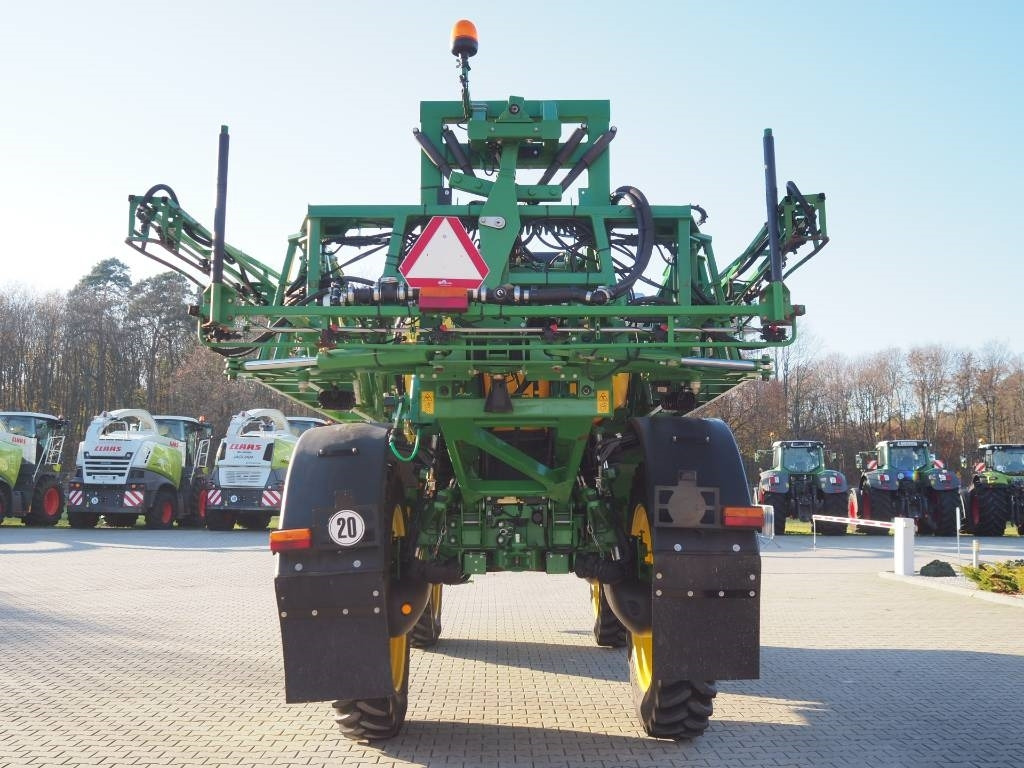 John Deere R4040i - بخاخ ذاتية الدفع: صورة 3 John Deere R4040i - بخاخ ذاتية الدفع: صورة 3