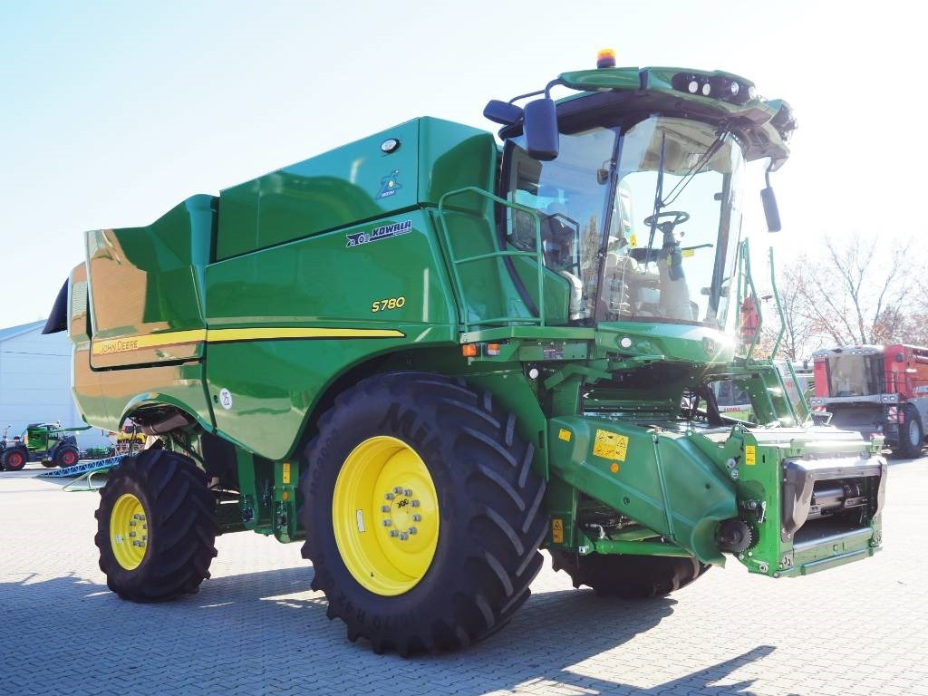 John Deere S780 + 730X - حصادة موحَّدة: صورة 4 John Deere S780 + 730X - حصادة موحَّدة: صورة 4