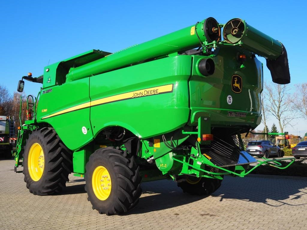 John Deere S780 + 730X - حصادة موحَّدة: صورة 2 John Deere S780 + 730X - حصادة موحَّدة: صورة 2