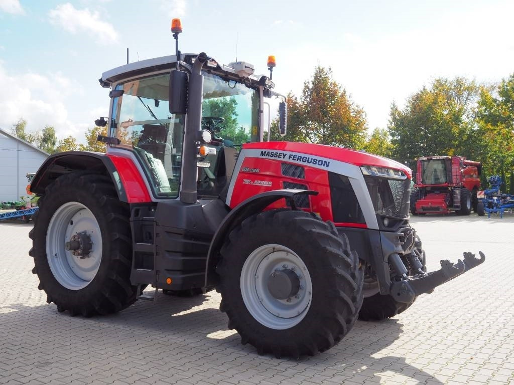 Massey Ferguson 8S.225 Dyna-7, GPS - جرار: صورة 4 Massey Ferguson 8S.225 Dyna-7, GPS - جرار: صورة 4