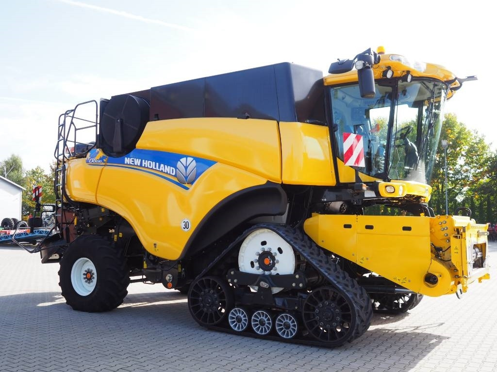New Holland CR 9090 - حصادة موحَّدة: صورة 4 New Holland CR 9090 - حصادة موحَّدة: صورة 4