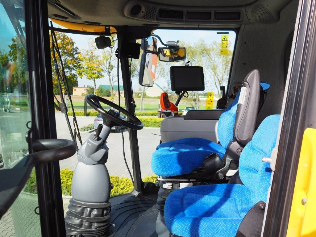 New Holland CR 9090 - حصادة موحَّدة: صورة 5 New Holland CR 9090 - حصادة موحَّدة: صورة 5