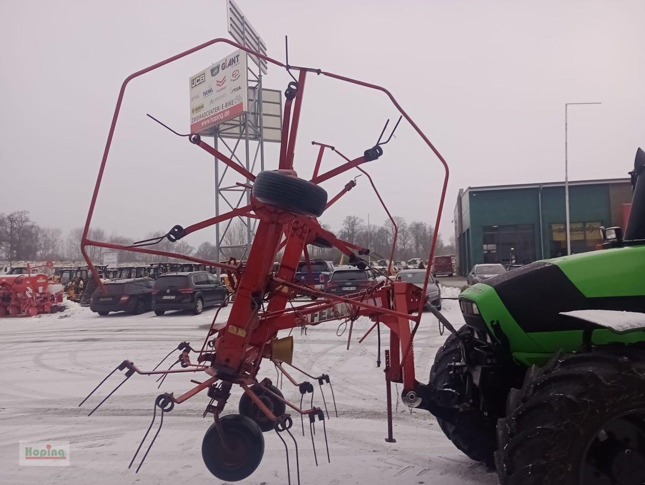 Fella TH 520 D Hydro - آلة تيبيس العشب/ آلة جمع العشب: صورة 4 Fella TH 520 D Hydro - آلة تيبيس العشب/ آلة جمع العشب: صورة 4