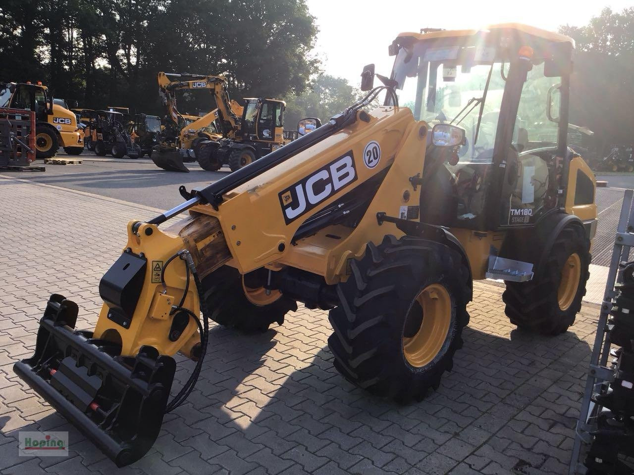 JCB TM180 AGRI - جرافة ذات عجلات تلسكوبية: صورة 1 JCB TM180 AGRI - جرافة ذات عجلات تلسكوبية: صورة 1