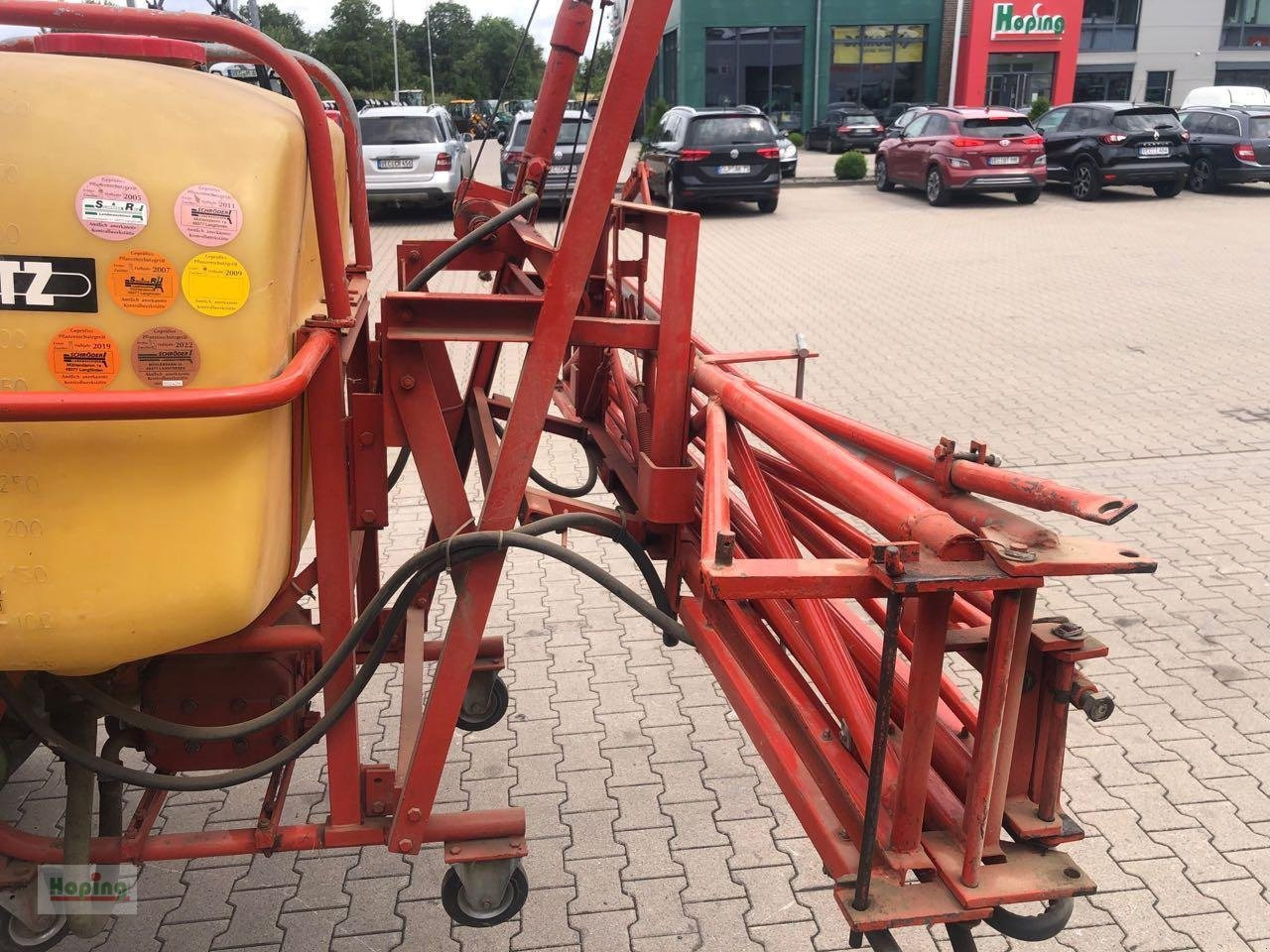 Platz 600 Liter - بخاخ مركب على الجرار: صورة 4 Platz 600 Liter - بخاخ مركب على الجرار: صورة 4