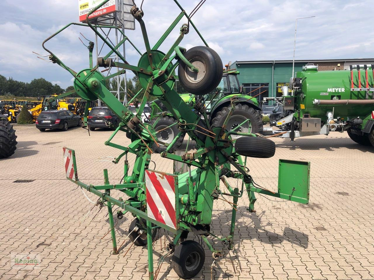 Stoll Speed 680 Hydro - آلة تيبيس العشب/ آلة جمع العشب: صورة 4 Stoll Speed 680 Hydro - آلة تيبيس العشب/ آلة جمع العشب: صورة 4