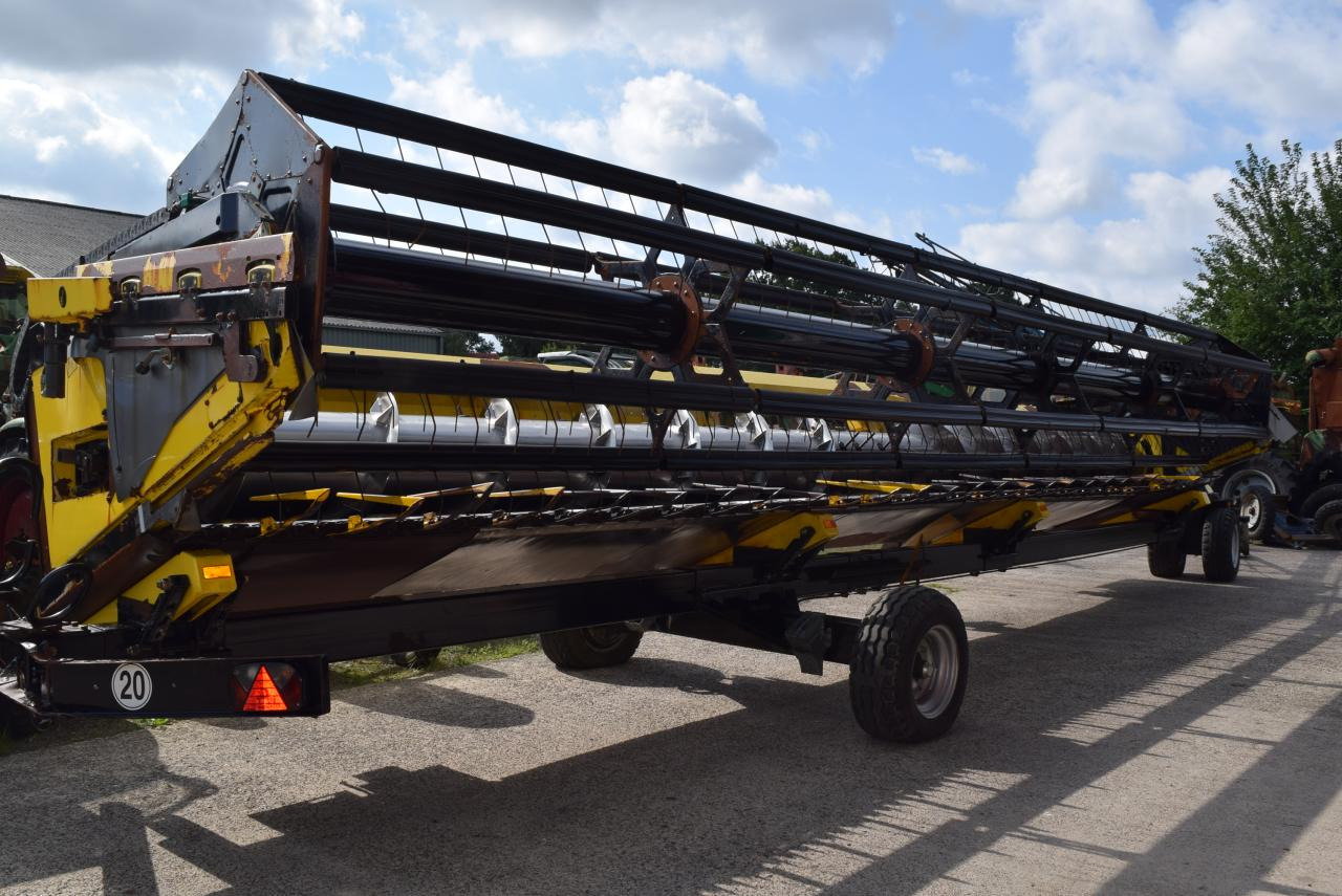 Biso VX 900 Crop Ranger highline *Schneidwerk* - حصادة برأس ملحق: صورة 2 Biso VX 900 Crop Ranger highline *Schneidwerk* - حصادة برأس ملحق: صورة 2