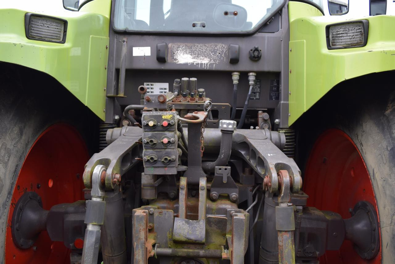 CLAAS Ares 826 RZ - جرار: صورة 4 CLAAS Ares 826 RZ - جرار: صورة 4