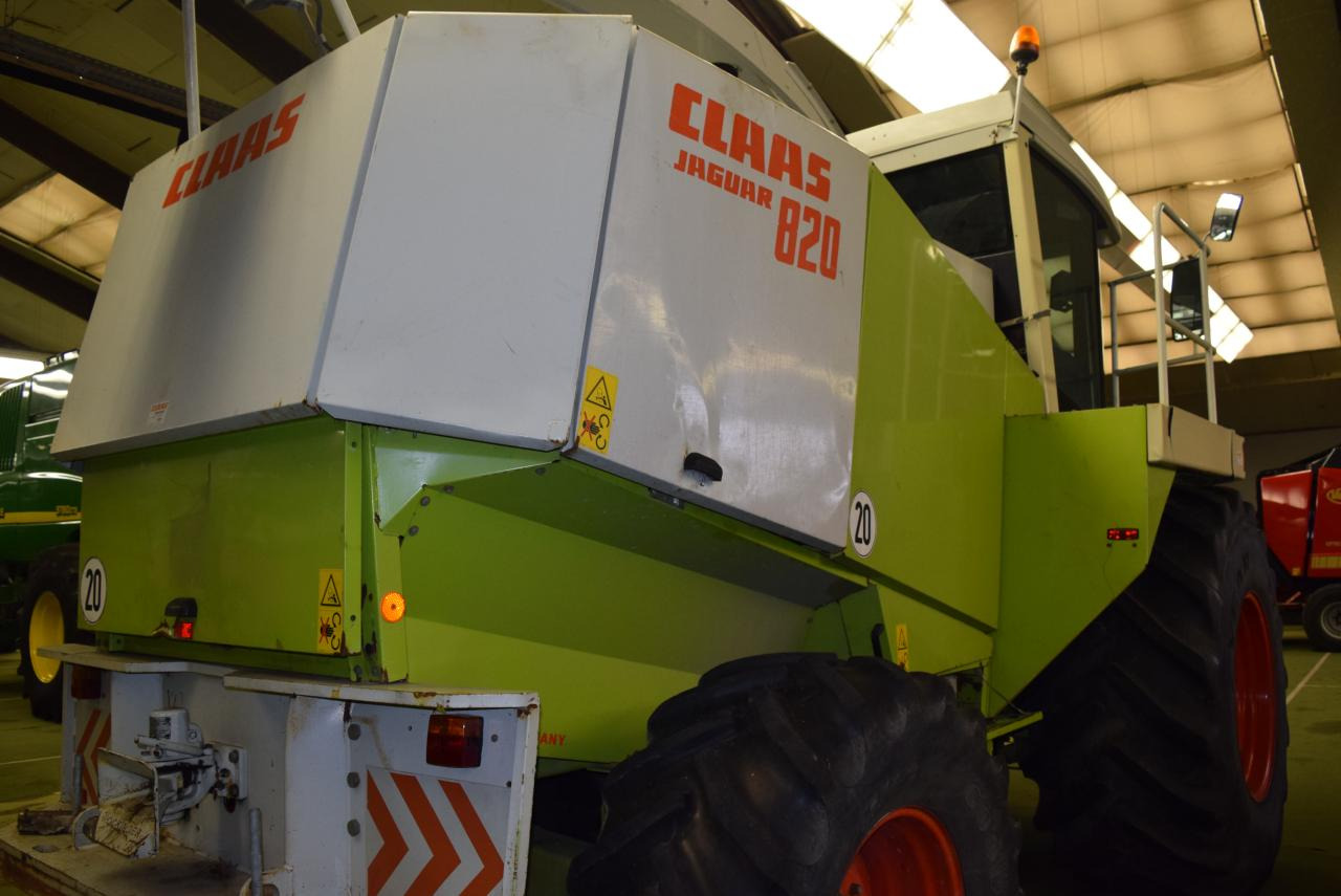 CLAAS Jaguar 820 - حصادة الأعلاف: صورة 5 CLAAS Jaguar 820 - حصادة الأعلاف: صورة 5