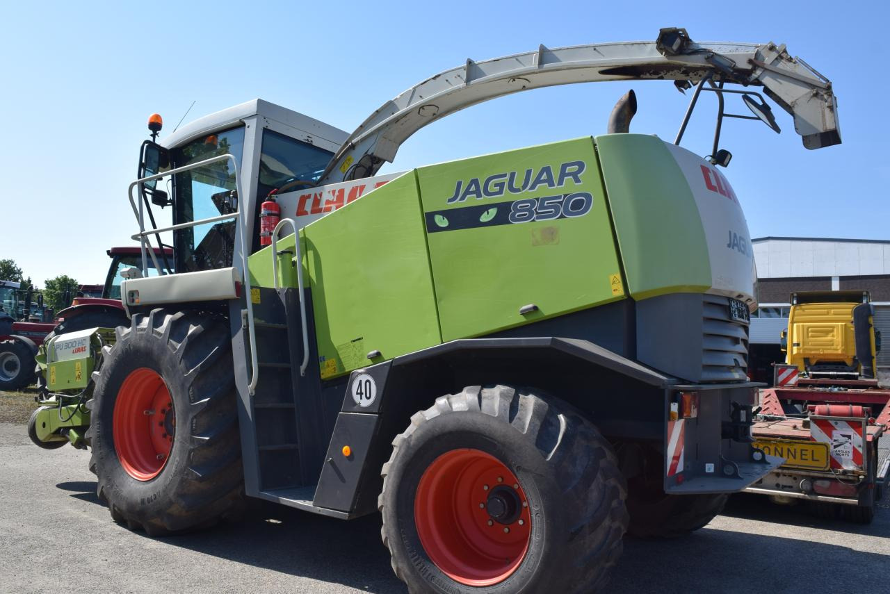CLAAS Jaguar 850 Speedstar - حصادة الأعلاف: صورة 4 CLAAS Jaguar 850 Speedstar - حصادة الأعلاف: صورة 4