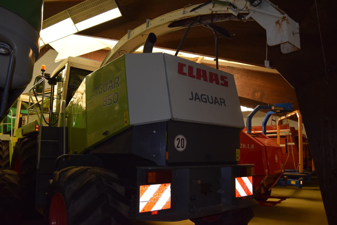 حصادة الأعلاف CLAAS Jaguar 850: صورة 6