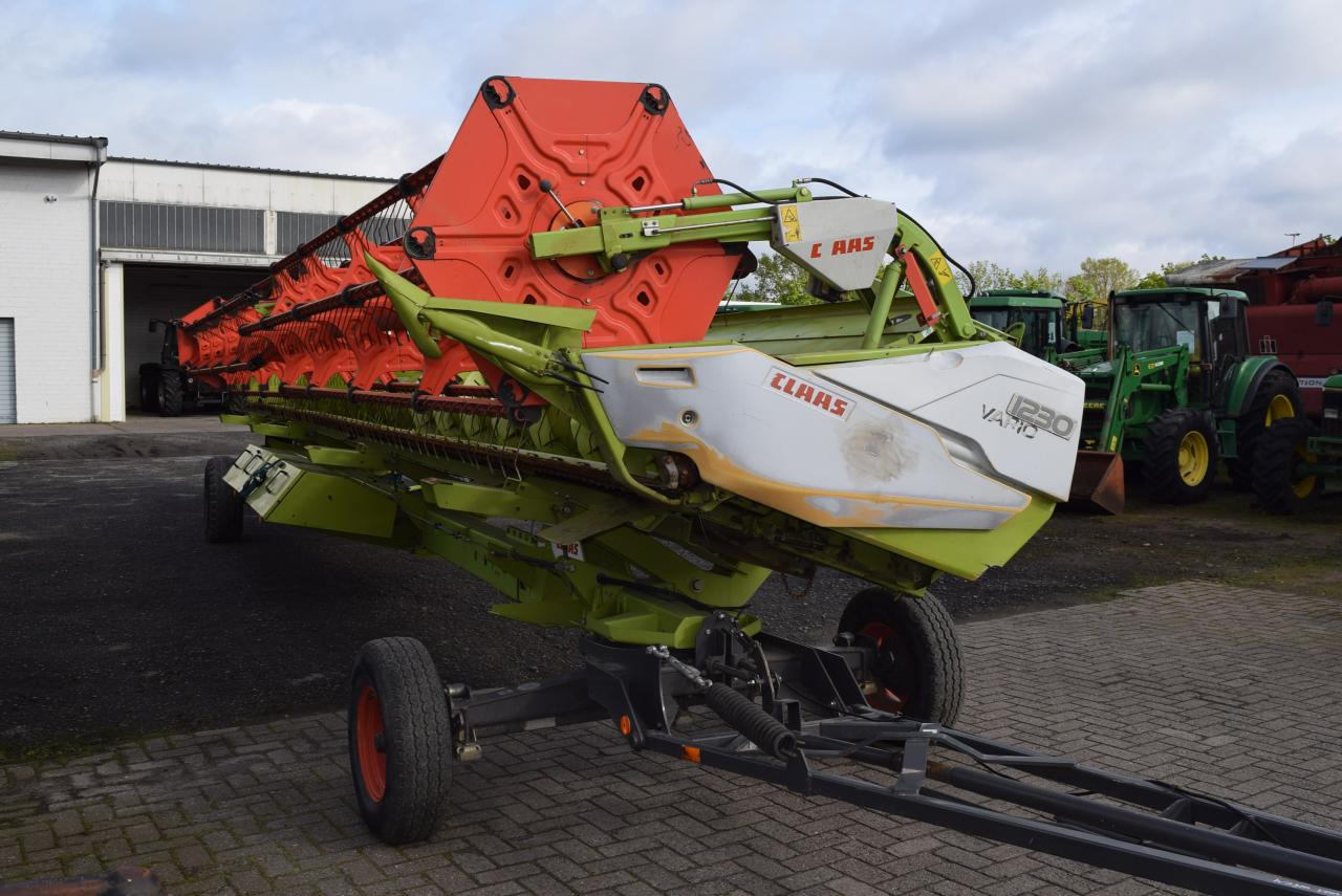 CLAAS V 1230 Vario *Schneidwerk* - حصادة برأس ملحق: صورة 4 CLAAS V 1230 Vario *Schneidwerk* - حصادة برأس ملحق: صورة 4
