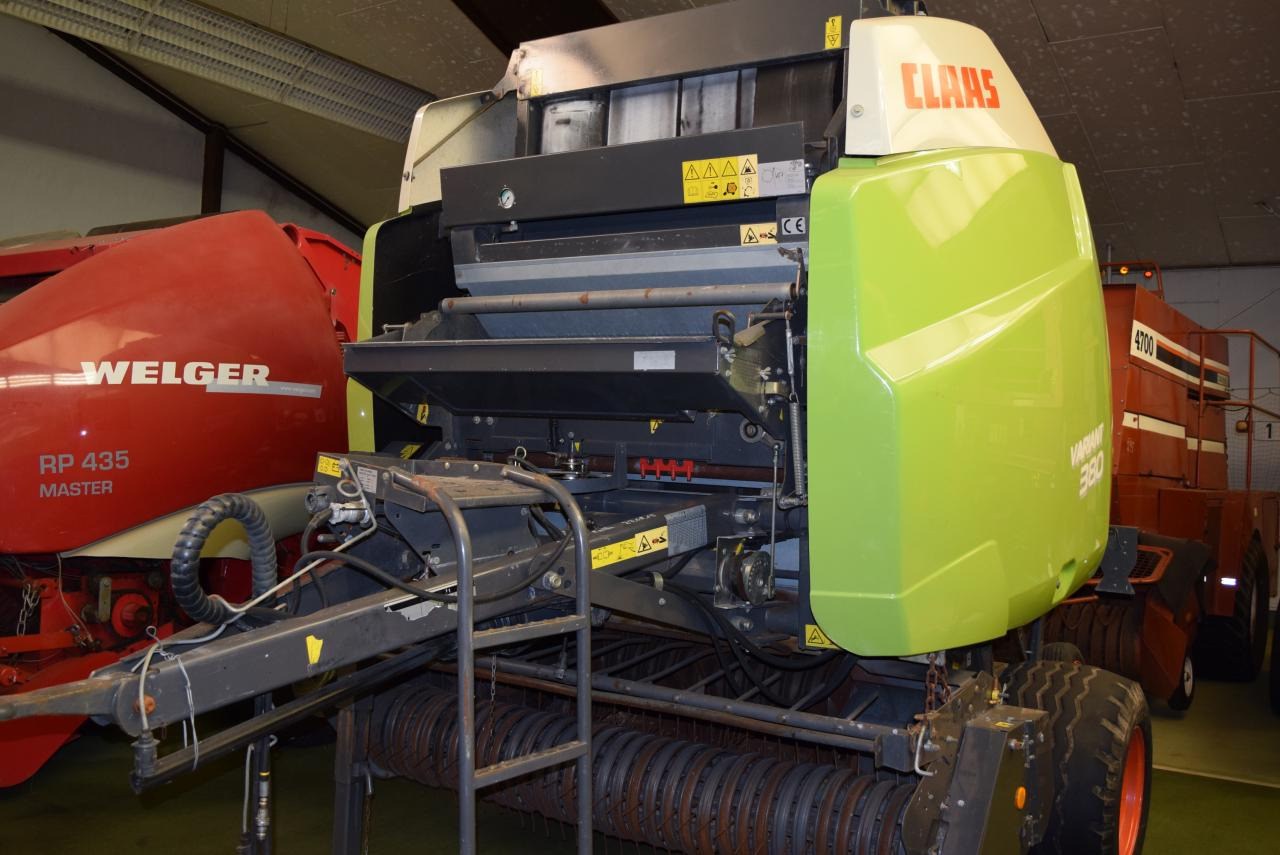 CLAAS Variant 380 RC - مكنة: صورة 2 CLAAS Variant 380 RC - مكنة: صورة 2