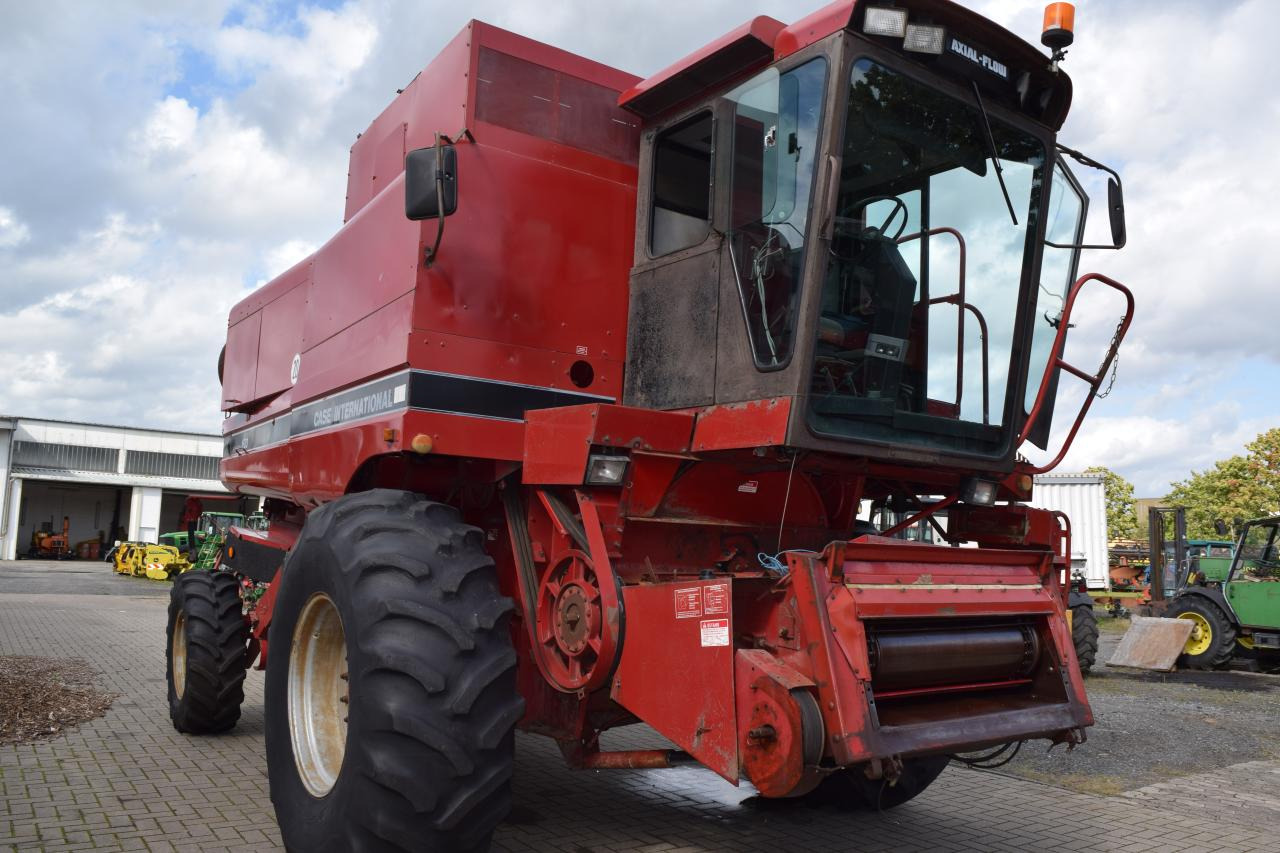 Case-IH 1680 Axial - حصادة موحَّدة: صورة 2 Case-IH 1680 Axial - حصادة موحَّدة: صورة 2