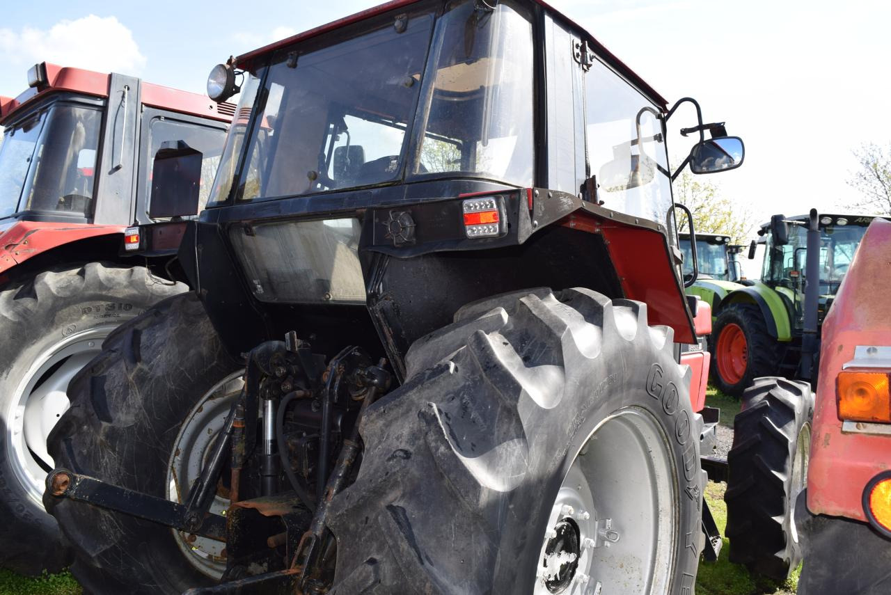 Case-IH 844 XLN - جرار: صورة 4 Case-IH 844 XLN - جرار: صورة 4