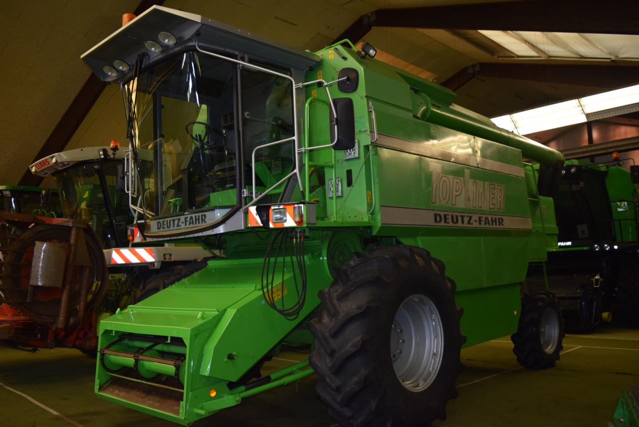 Deutz-Fahr 4075 H TopL. - حصادة موحَّدة: صورة 3 Deutz-Fahr 4075 H TopL. - حصادة موحَّدة: صورة 3