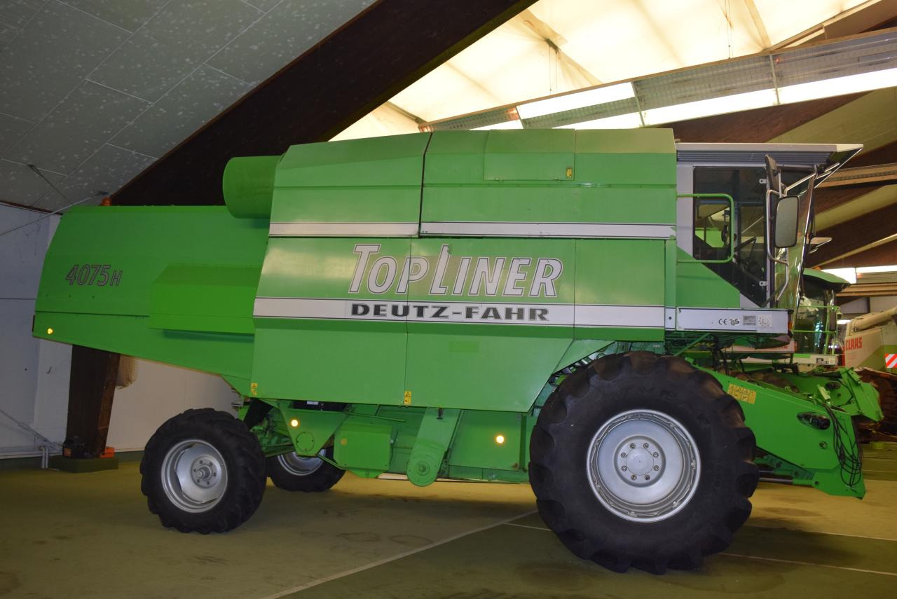 Deutz-Fahr 4075 H TopLiner - حصادة موحَّدة: صورة 2 Deutz-Fahr 4075 H TopLiner - حصادة موحَّدة: صورة 2