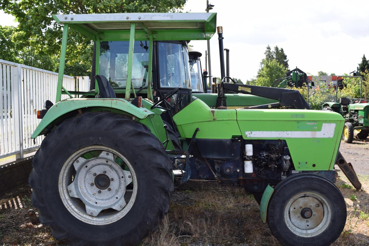 Deutz-Fahr D4507 - جرار: صورة 1 Deutz-Fahr D4507 - جرار: صورة 1