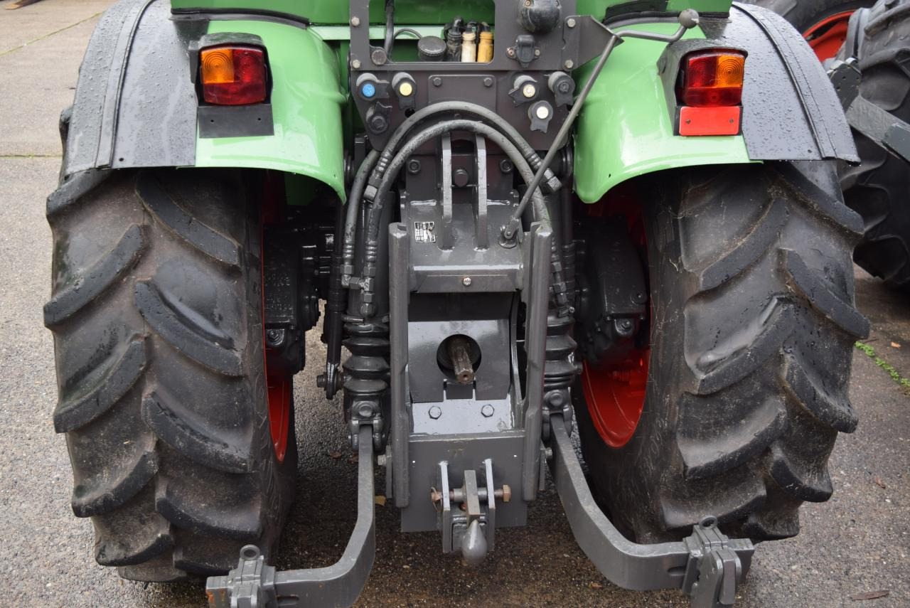 جرَّار سترادل Fendt 260 V: صورة 7