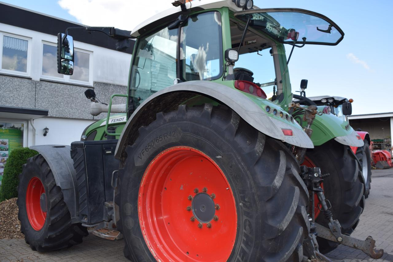 Fendt 724 Vario TMS SCR ProfiPlus - جرار: صورة 4 Fendt 724 Vario TMS SCR ProfiPlus - جرار: صورة 4