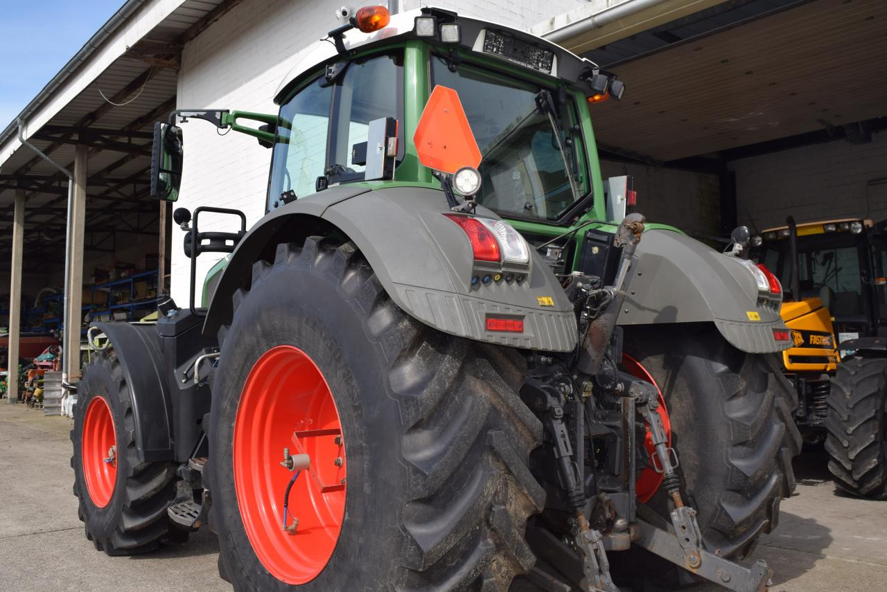 Fendt 826 Vario ProfiPlus, - جرار: صورة 5 Fendt 826 Vario ProfiPlus, - جرار: صورة 5