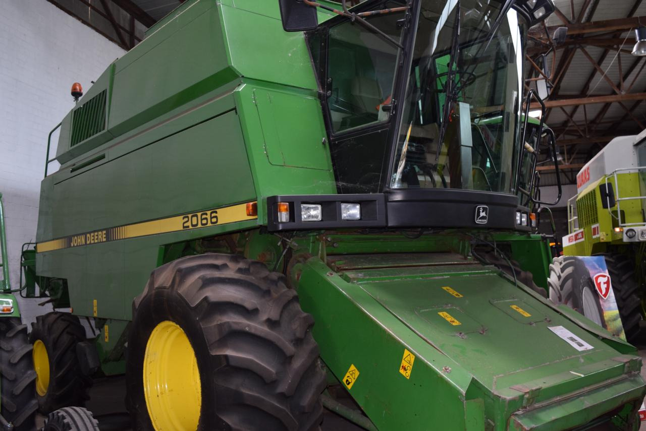 John Deere 2066 - حصادة موحَّدة: صورة 2 John Deere 2066 - حصادة موحَّدة: صورة 2
