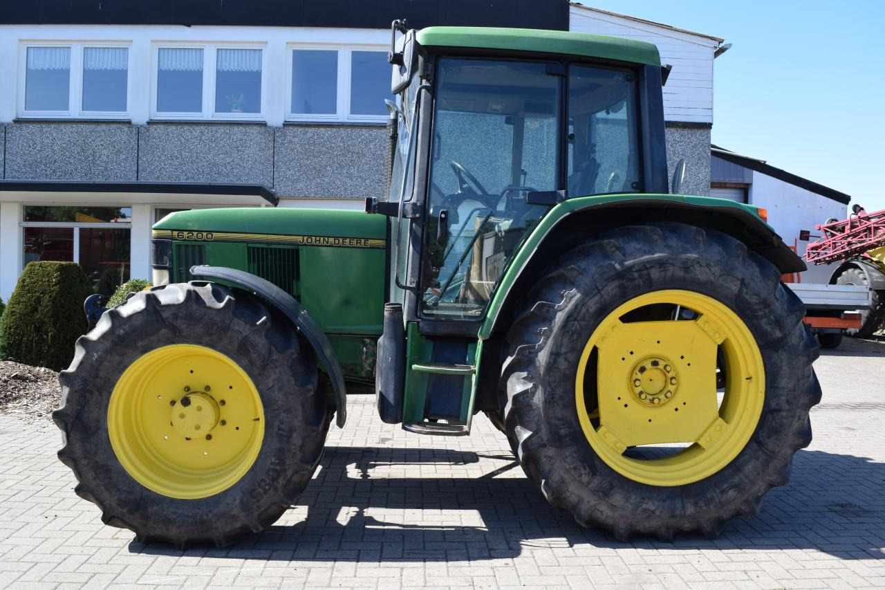 John Deere 6200 - جرار: صورة 3 John Deere 6200 - جرار: صورة 3