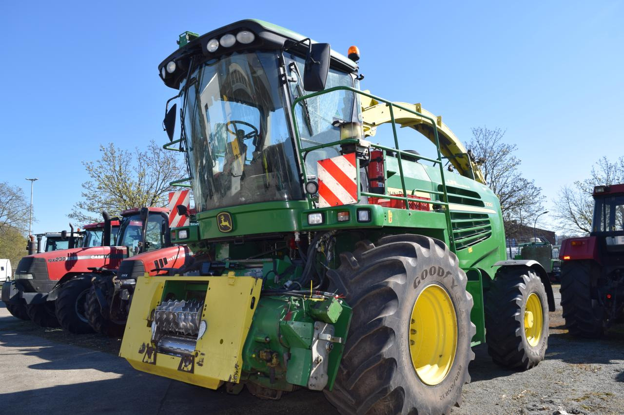 John Deere 7250 i - حصادة الأعلاف: صورة 2 John Deere 7250 i - حصادة الأعلاف: صورة 2