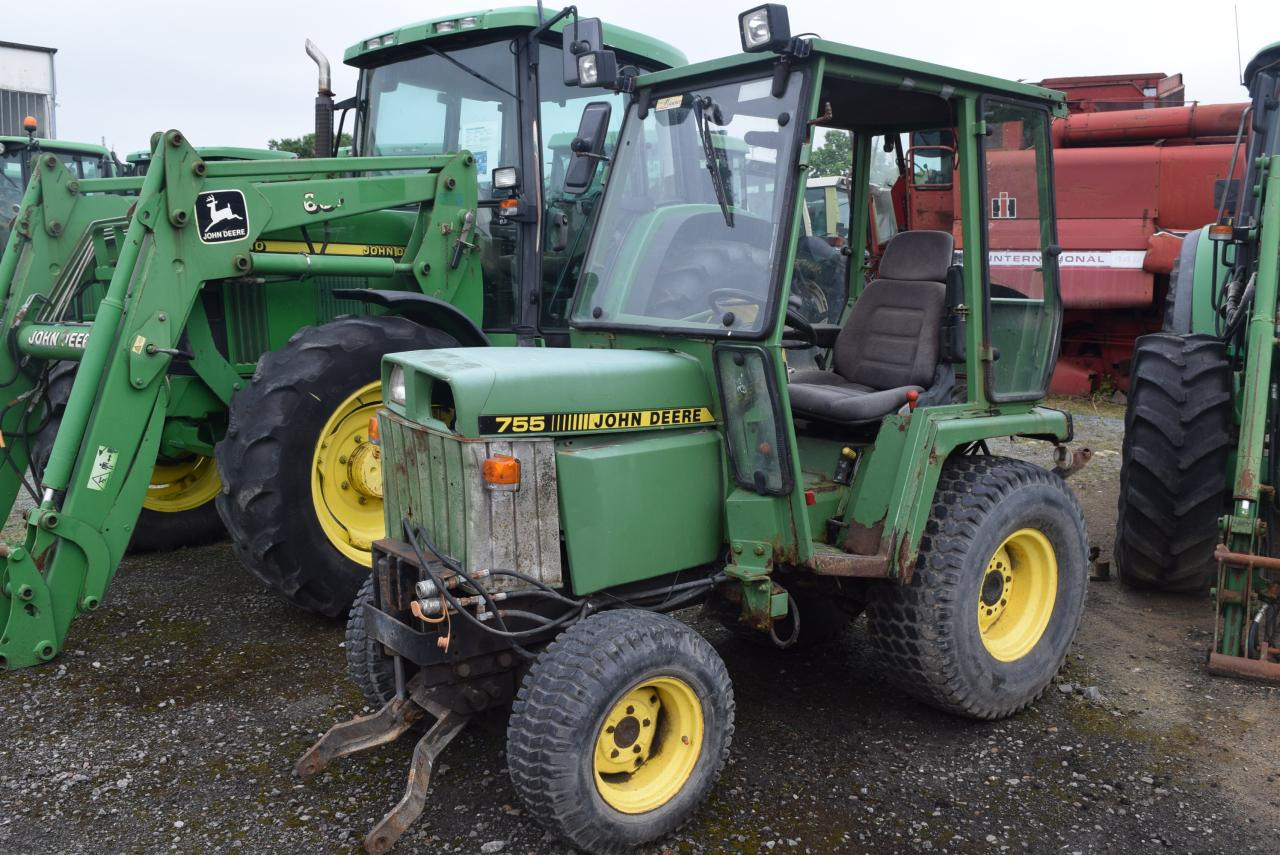 John Deere 755 - جرار: صورة 1 John Deere 755 - جرار: صورة 1